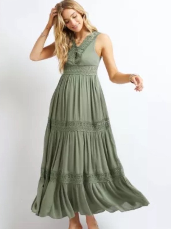 DAVI & DANI Dresses & Skirts - Davi & Dani Sage Green Dress Sleeveless Olive Green Maxi Dress with Lace Trim